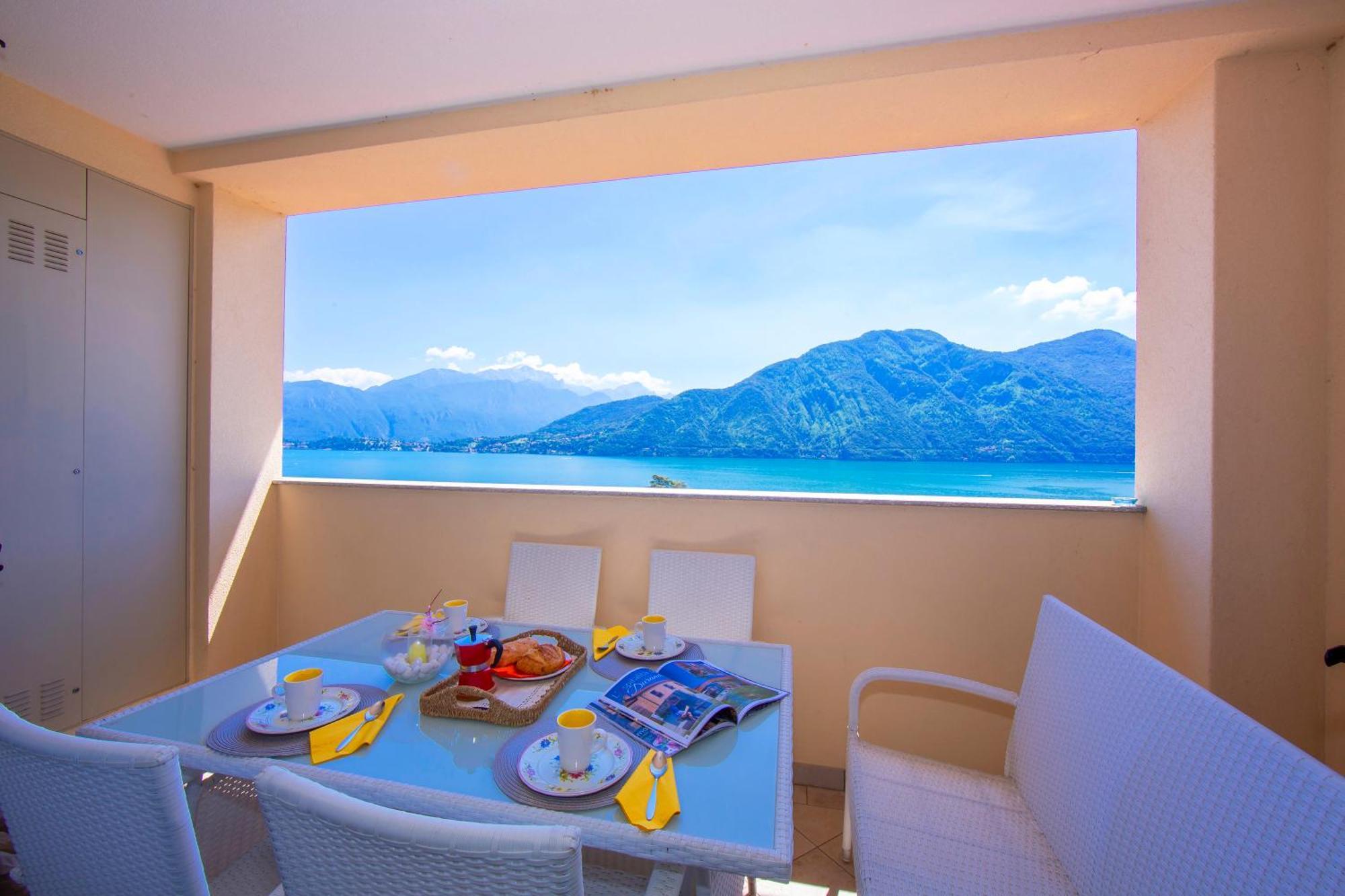 Como Lake Modern Apartament Ulivi Apartman Mezzegra Kültér fotó