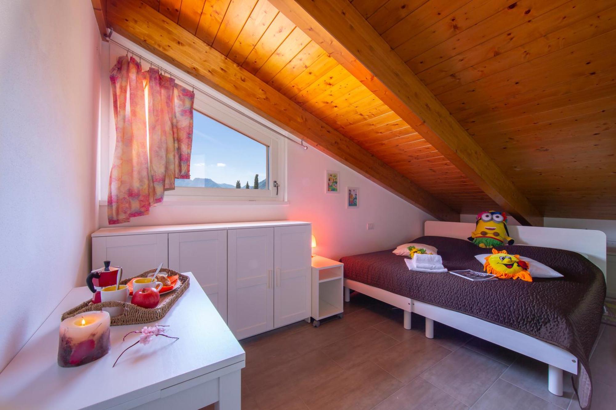 Como Lake Modern Apartament Ulivi Apartman Mezzegra Kültér fotó